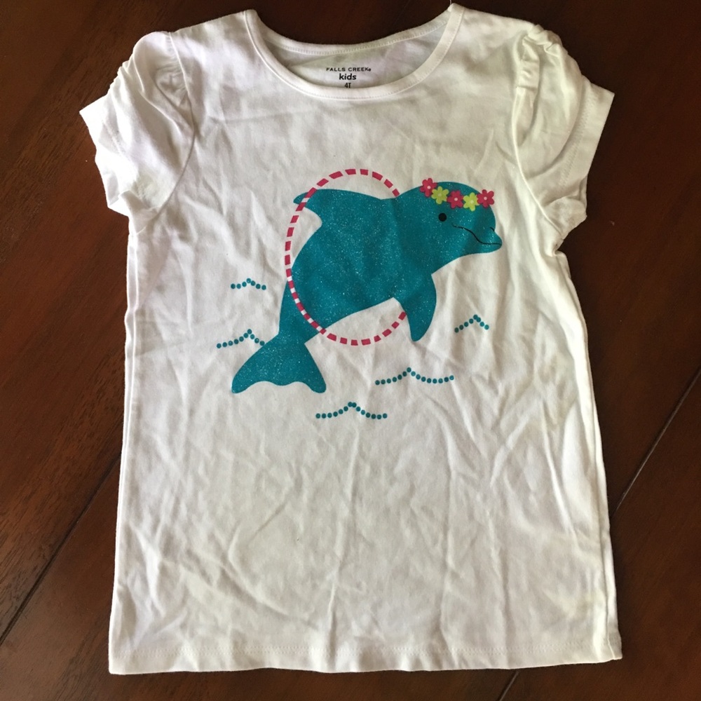New Youth Girl 4T dolphin top